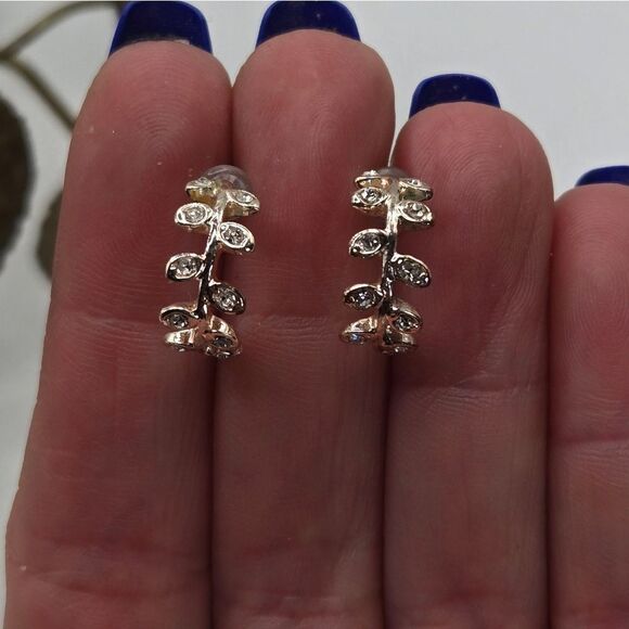 "5/$25" 2 Pairs Rhinestone Bling Earrings Black Acrylic Goldtone Hoop Post Stud - Picture 9 of 9